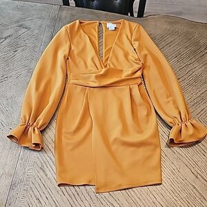 Mustard wrap plunge mini dress with flute sleeve size 4 petite NWT